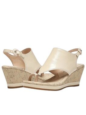 DONALD PLINER Mandy Wedge Sandals Foam Resort Cruise Festival